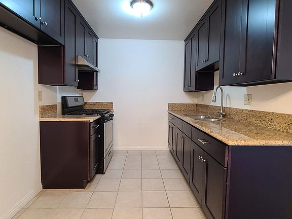 5th image of 1535 Stevens Ave APT D
