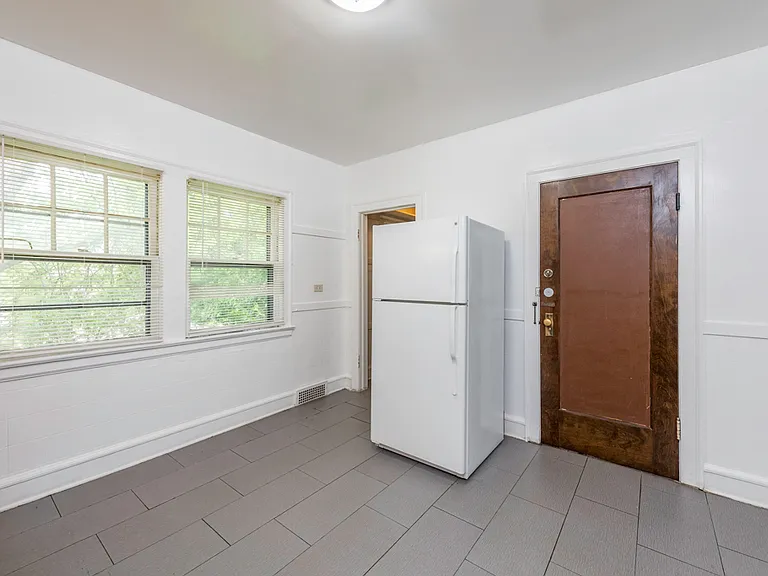 419 Hickory St #2 — Photo 15