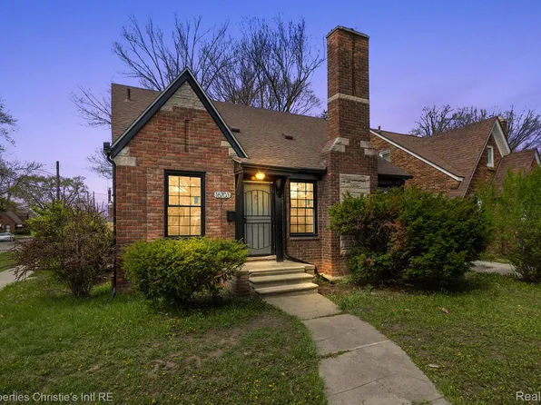 16703 Gilchrist St, Detroit, MI 48235