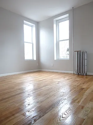 Rented by Next Door Realty NYC | media 25