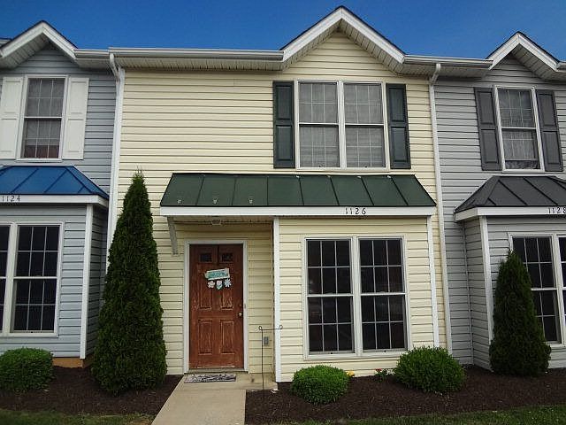 1st image of 1126 Paul Revere Ct
