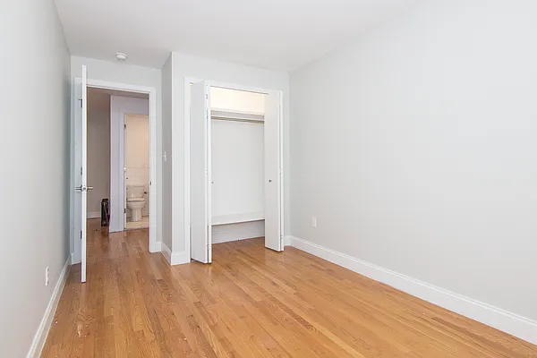 Rented by Modern Spaces | media 9