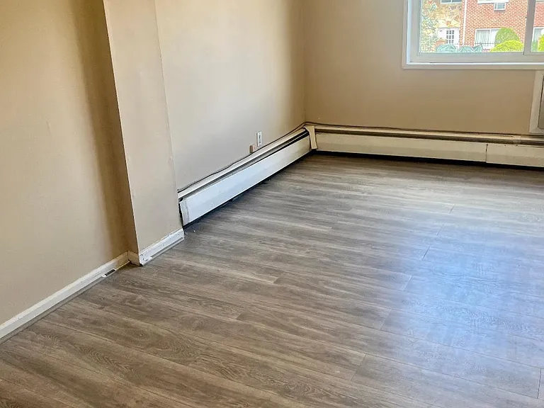 1292 Rockland Ave #2A — Photo 4