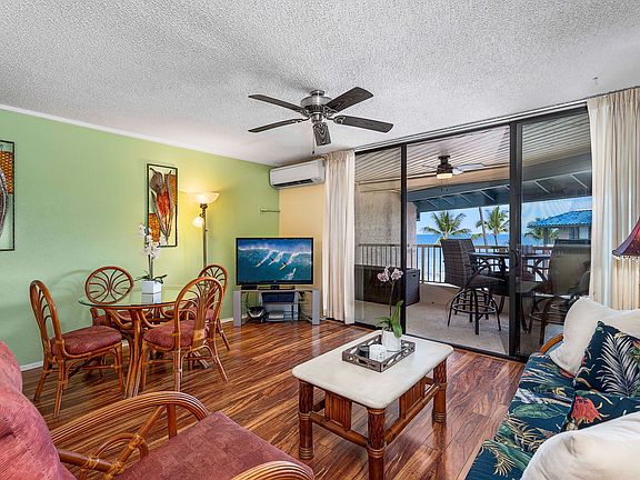 3rd image of 75-5888 Alii Dr APT C32