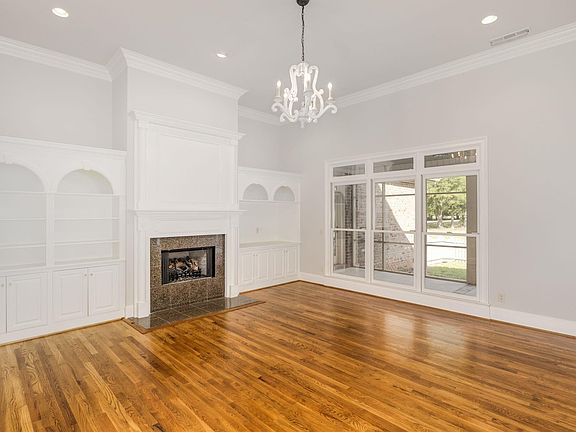 4th image of 4 Sanibel Oaks Dr