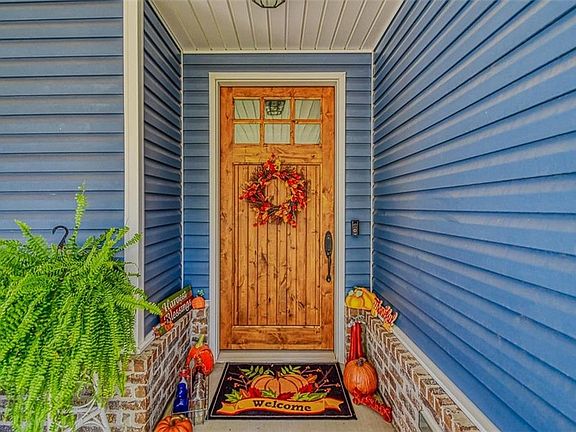 5th image of 605 Chilmark Dr