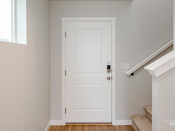 2nd image of 2510 W Fallon Loop