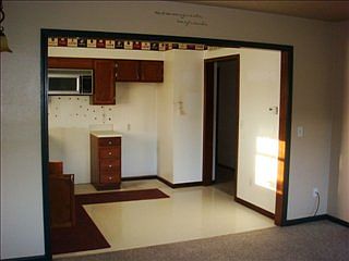 2nd image of 1115 Court Ln APT C
