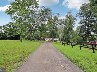 10102 Foxville Rd, Warrenton, VA 20186