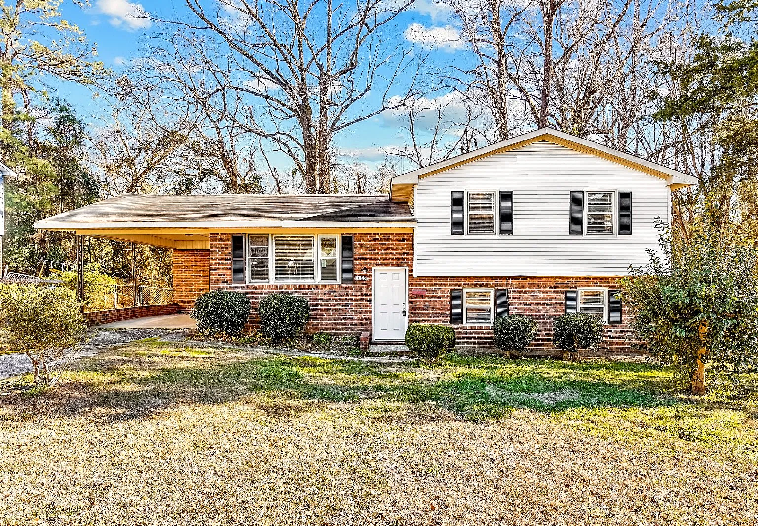 3 bed, 2.0 bath, 1682 sqft, $1,475 — Photo 1