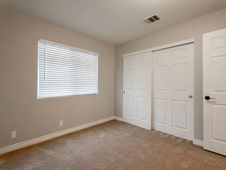10024 Sail Landing Ct — Photo 16