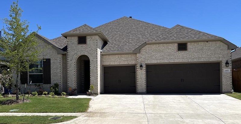The Grayden - B Exterior