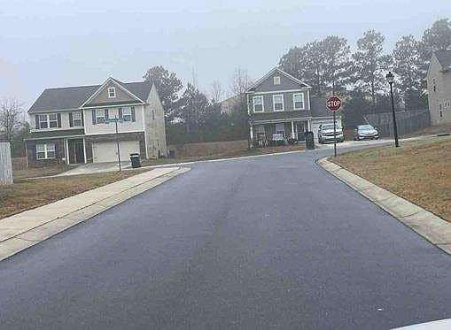 2nd image of 773 Gants Rd