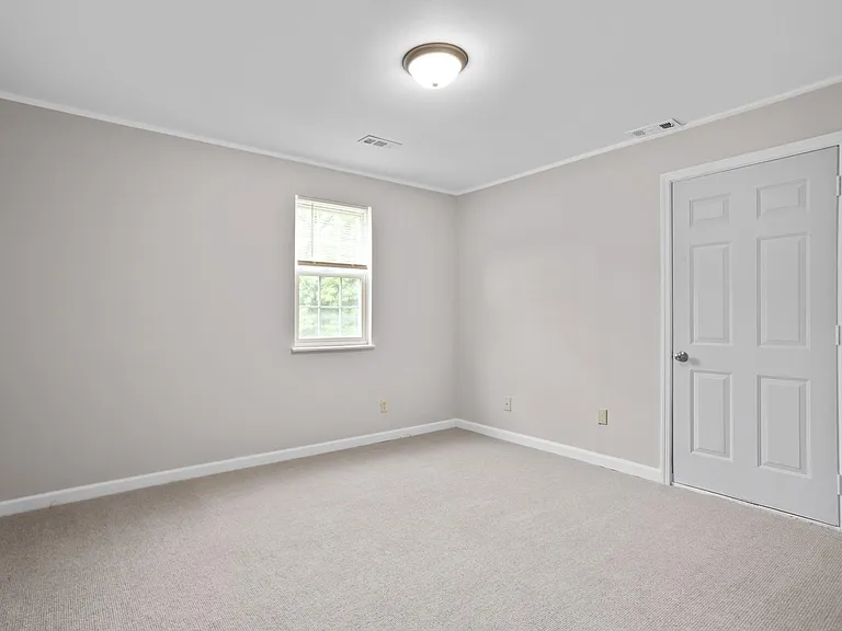 500 Jeffrey Ln #D — Photo 7