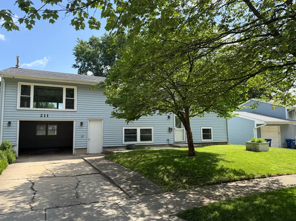 211 E Dresser Rd, Dekalb, IL 60115