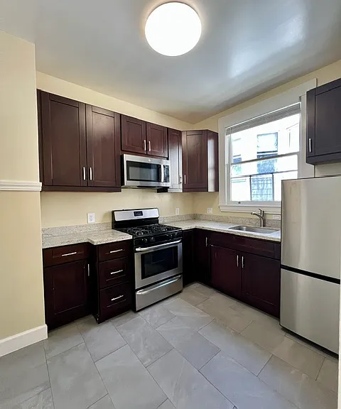 1350 Pine Street — Photo 6