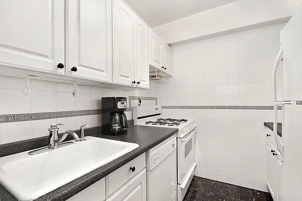 Sold by Corcoran | media 12