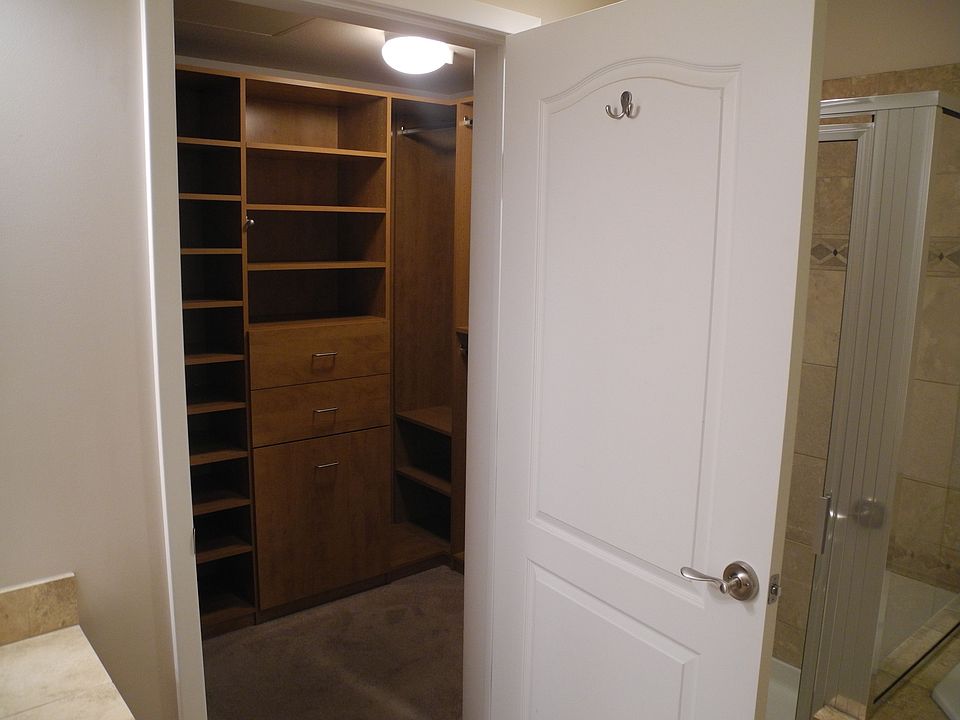 Custom Walk In Closet