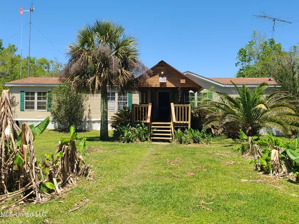 19384 Hartzell Rd, Long Beach, MS 39560