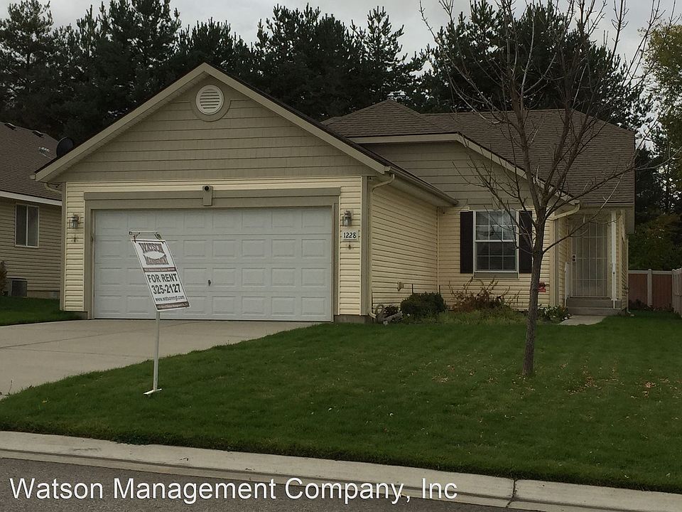1st image of 1228 S Van Marter Ln