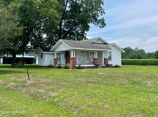 797 Woodland Church Rd, Albertson, NC 28508