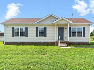 524 Gainey Dr, Oak Grove, KY 42262