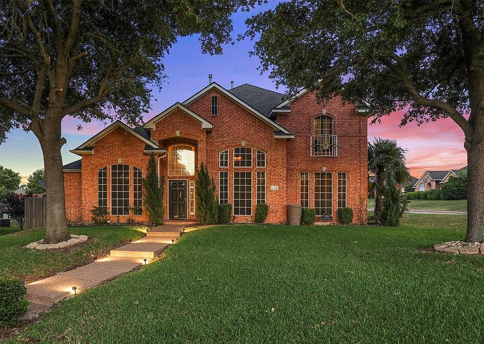 1st image of 1511 Carriage Creek Ct