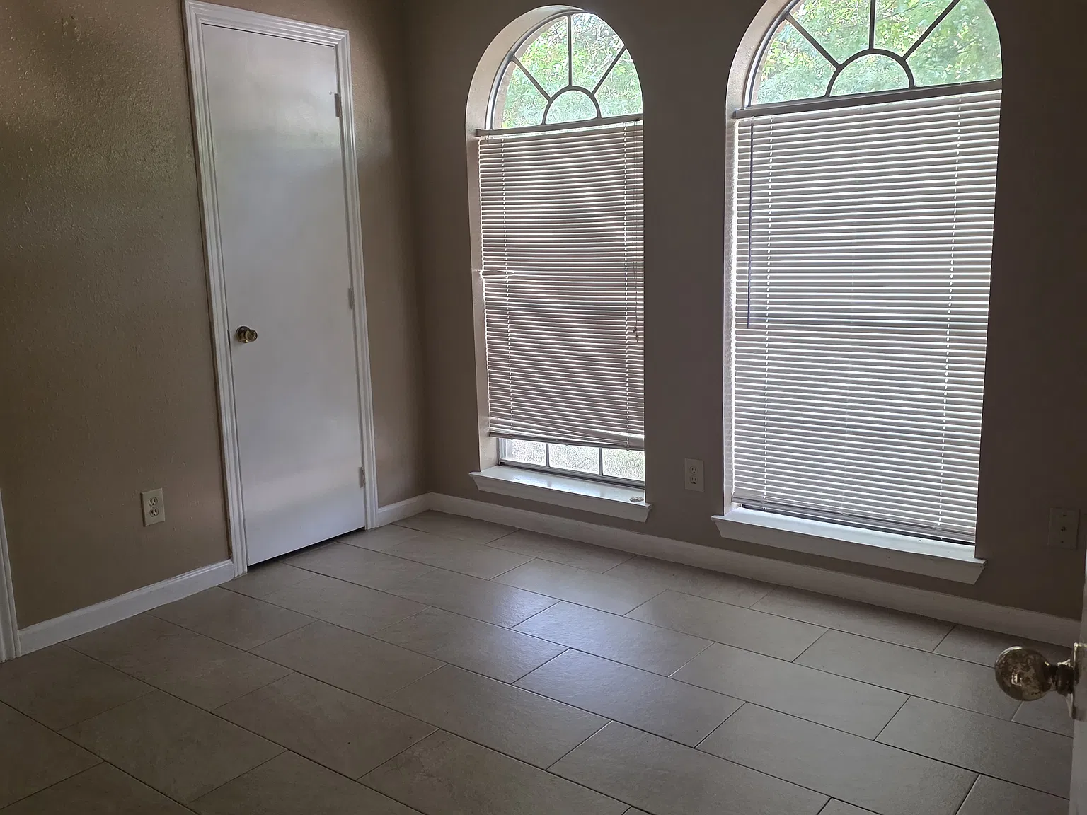 3 bed, 1665 sqft, $2,000 — Photo 4