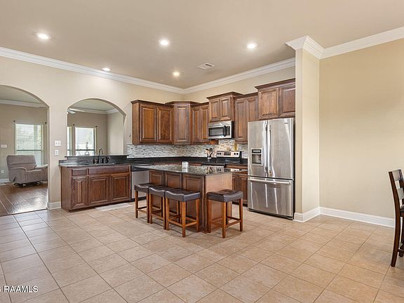 3rd image of 108 Bristow Bayou Rd