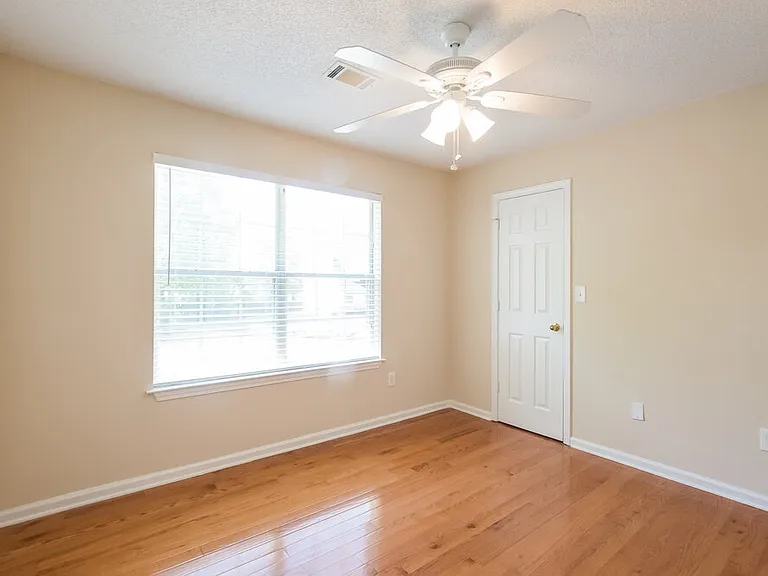 134 Summer Crest Pl SW — Photo 14