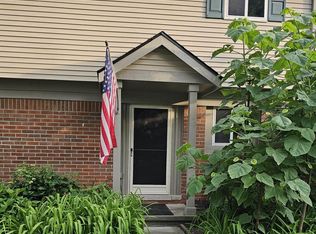 1988 Orchard Crest St, Shelby Township, MI 48317