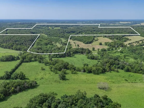 002 E 405th Road, Dunnegan, MO 65640