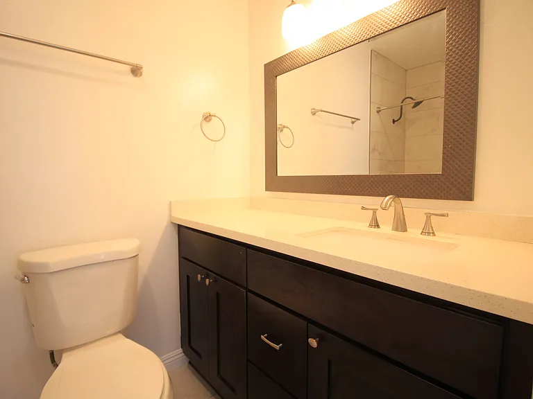 1832 Rockefeller Ln #8 — Photo 21