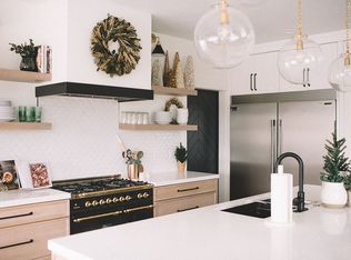 1980 W Deer Ridge Trl, Lehi, UT 84043