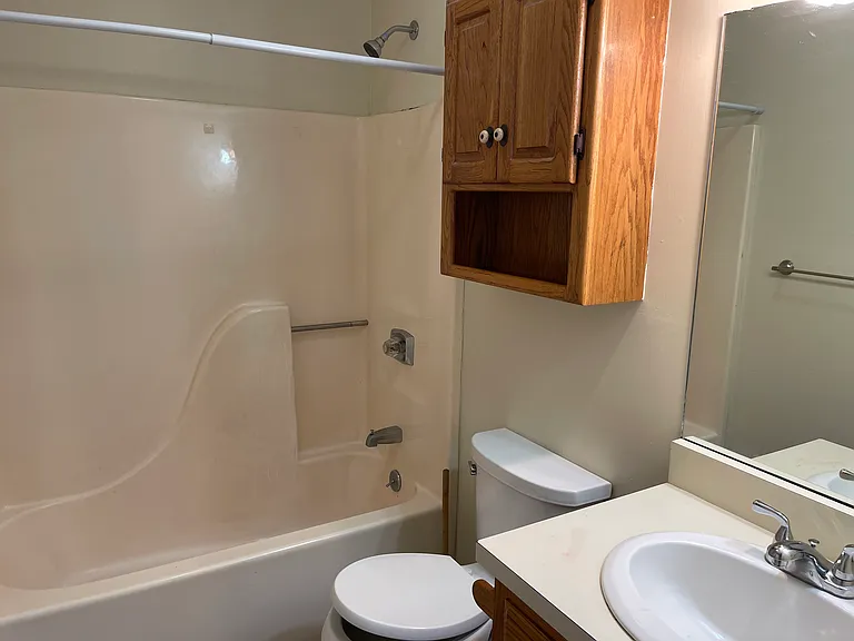 666 Broad St #1 — Photo 10