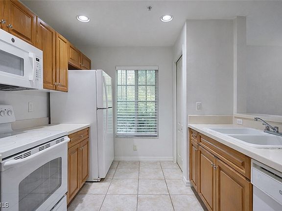 3rd image of 9460 Ivy Brook Run APT 710
