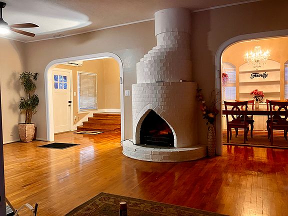 2nd image of 302 N Coolidge St #A