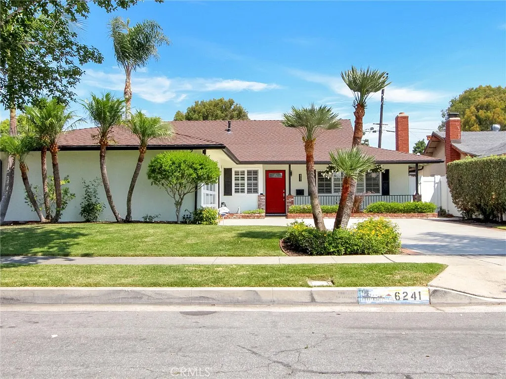 3 bed, 1438 sqft, $5,500 — Photo 2