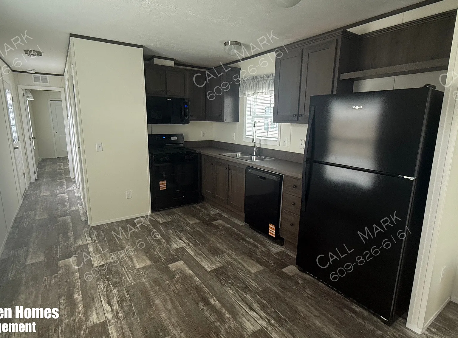2 bed, 840 sqft, $1,650 — Photo 1