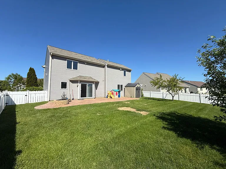 611 River Rock Pass — Photo 26