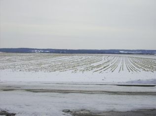 W1574 Valley View Rd, Burlington, WI 53105