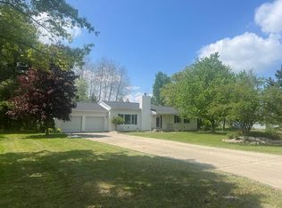15853 Belmont Dr, Big Rapids, MI 49307