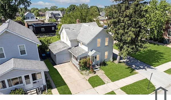 1028 W 5th St — Photo 30