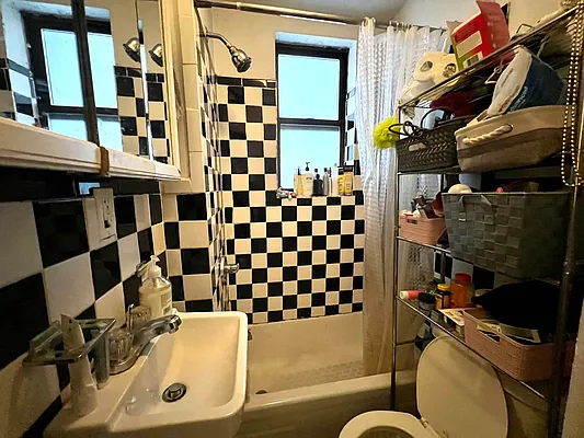 Rented by Crosstown Apartments NYC | media 20