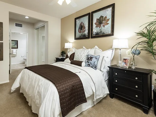 Overture Riverwalk 55+ Apartment Homes — Photo 26