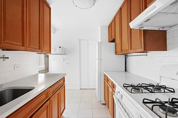 Sold by Compass | media 4