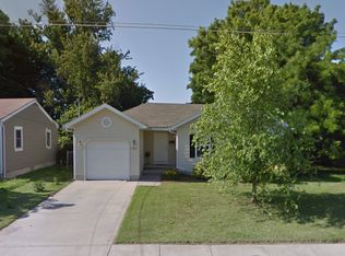 1815 W Chestnut St, Springfield, MO 65802