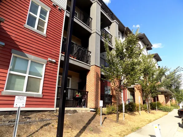 667 Watt Blvd SW #110, Edmonton, AB T6X 0Y2