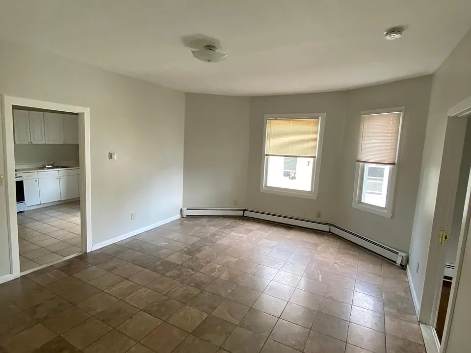 86 Sanford Ave #B