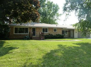 8087 Cottonwood Dr SW, Jenison, MI 49428